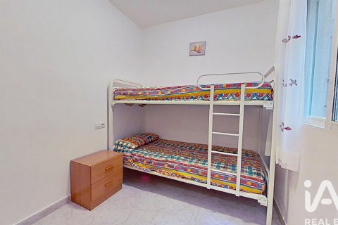 Huoneisto vuokrattavana Oropesa del Mar, Castellon, Espanja, 3 makuuhuonetta, 56 m2 No. 152251 - kuva 1