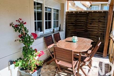 Kaupunkipientalo myytävänä Villaquilambre, Leon, Espanja, 3 makuuhuonetta, 275 m2 No. 152255 - kuva 18