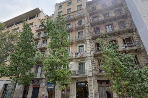 Commercial property for sale in Barcelona, Spain 157 sq.m. No. 166990 - photo 2