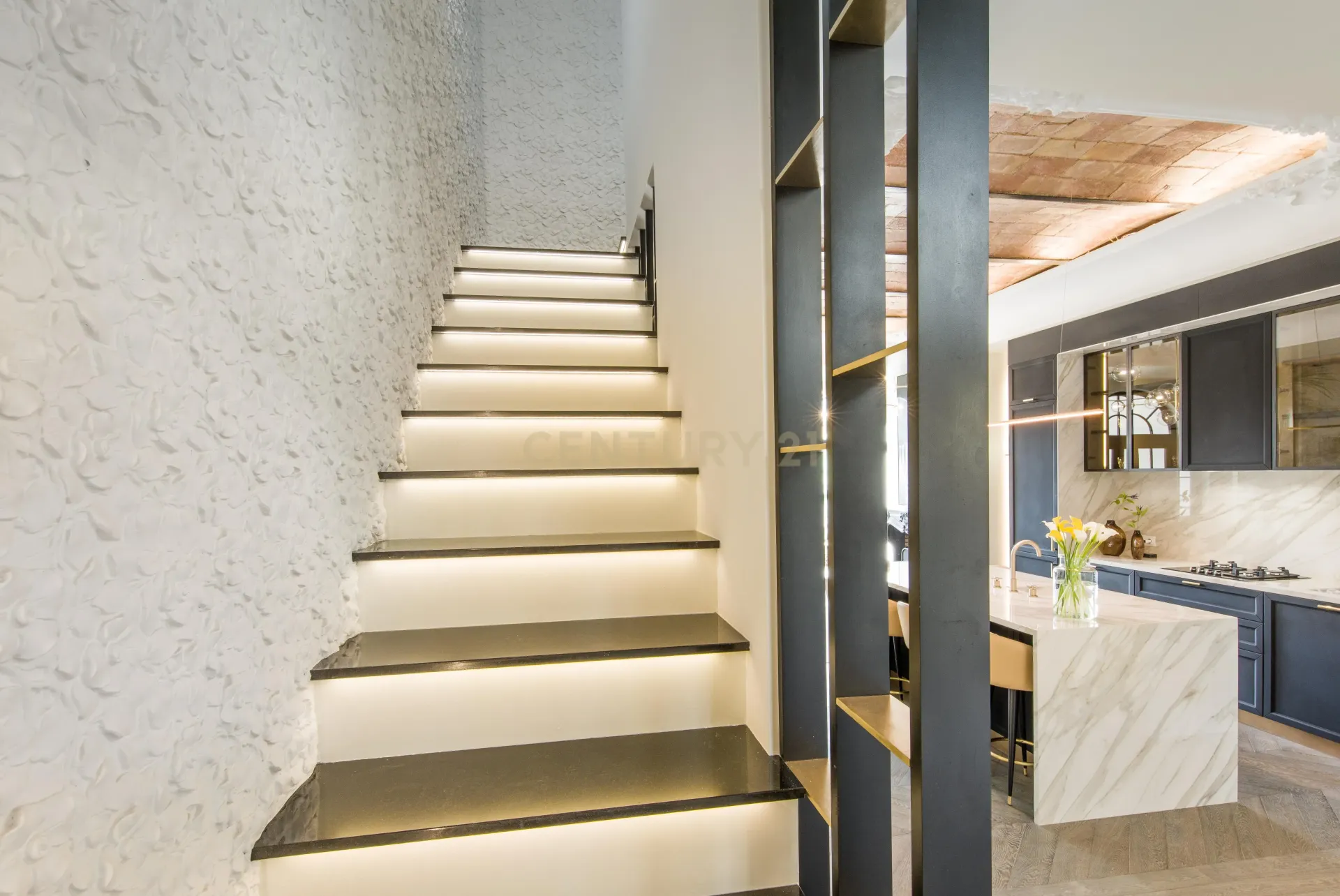 House à Barcelona, Espagne 4 chambres, 300 m2 No. 167127