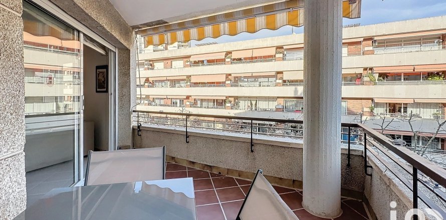 Huoneisto Torredembarra, Tarragona, Espanja 4 makuuhuonetta, 117 m2 No. 153754