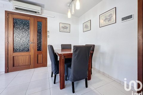 Huoneisto myytävänä Torredembarra, Tarragona, Espanja, 4 makuuhuonetta, 117 m2 No. 153754 - kuva 10