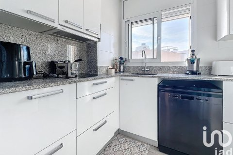 Huoneisto myytävänä Torredembarra, Tarragona, Espanja, 4 makuuhuonetta, 117 m2 No. 153754 - kuva 3