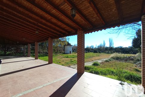 Terreno in vendita a Camarma de Esteruelas, Madrid, Spagna 9970 mq. N° 153755 - foto 2