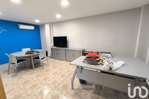 Terreno in vendita a Valls, Tarragona, Spagna 7 camere da letto, 428 mq. N° 153753 - foto 16