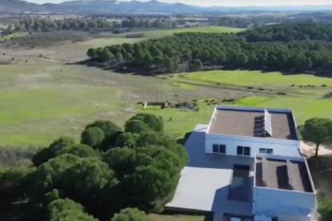 Talo myytävänä Alburquerque, Badajoz, Espanja, 3 makuuhuonetta, 478 m2 No. 153750 - kuva 9