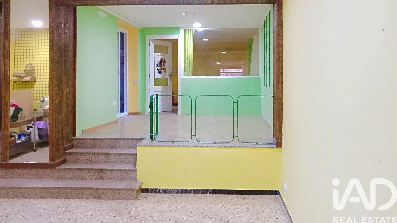 Commercial property in Alcoy, Alicante, Spain 167 sq.m. No. 187918