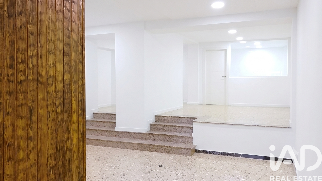 Commercial property in Alcoy, Alicante, Spain 167 sq.m. No. 187918