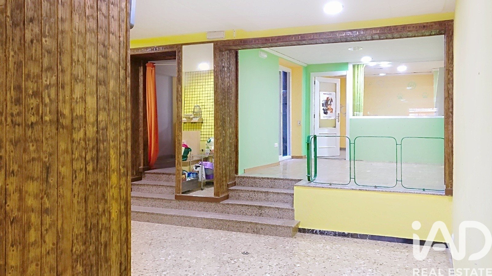 Commercial property in Alcoy, Alicante, Spain 167 sq.m. No. 187918