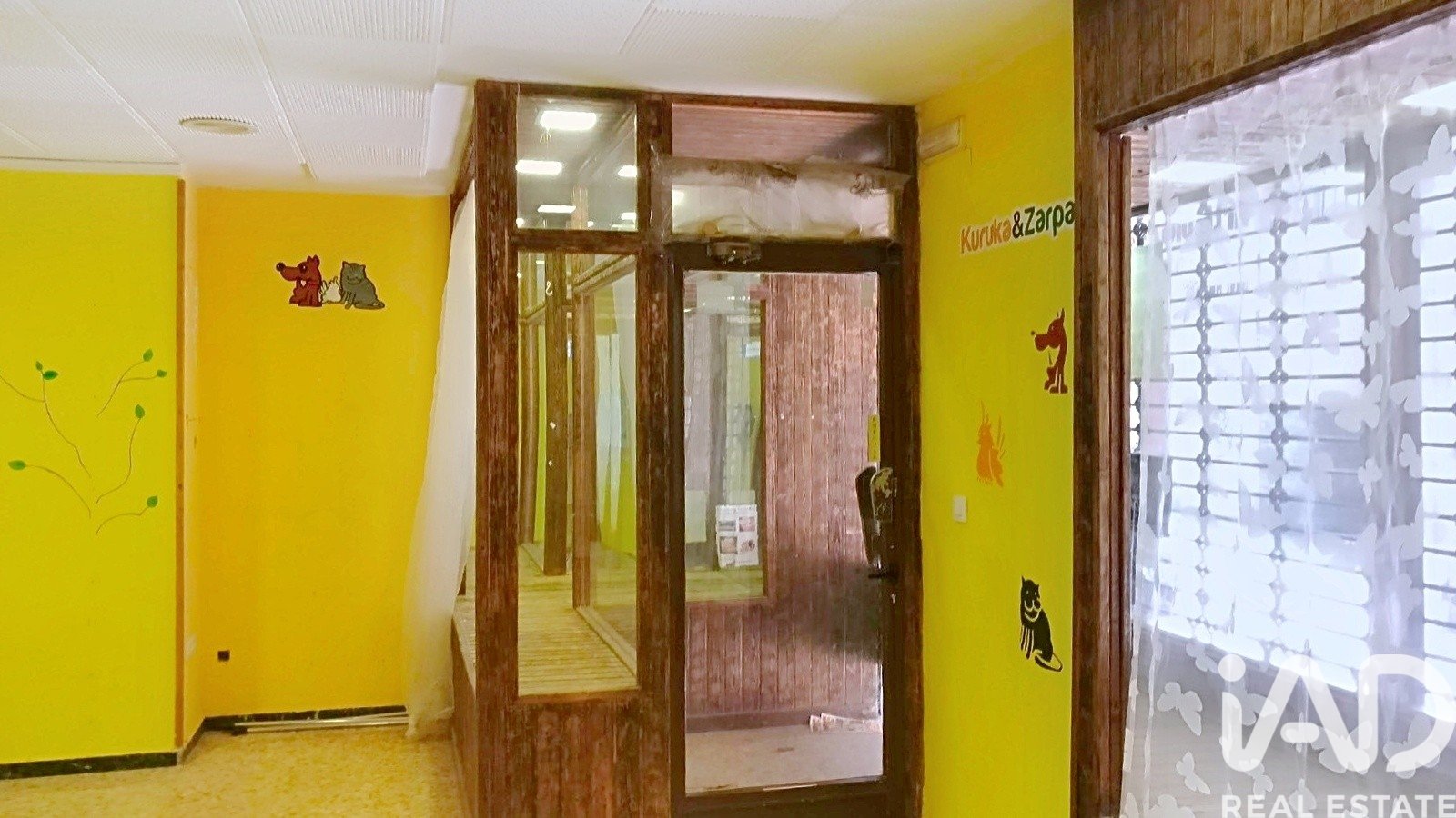 Commercial property in Alcoy, Alicante, Spain 167 sq.m. No. 187918