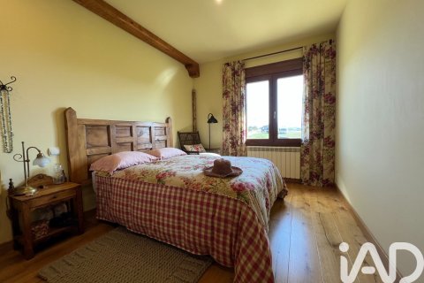 Продажа дома в Хака, Уэска, Испания 3 спальни, 411м2 №187916 - фото 11
