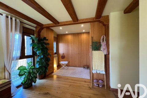 Продажа дома в Хака, Уэска, Испания 3 спальни, 411м2 №187916 - фото 25