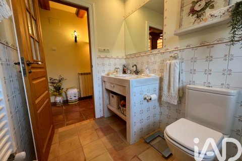 Продажа дома в Хака, Уэска, Испания 3 спальни, 411м2 №187916 - фото 18