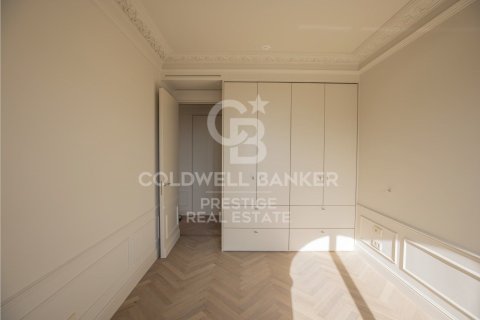 Kattohuoneisto myytävänä Barcelona, Espanja, 4 makuuhuonetta, 250 m2 No. 157278 - kuva 7