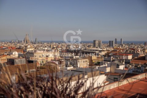 Kattohuoneisto myytävänä Barcelona, Espanja, 4 makuuhuonetta, 250 m2 No. 157278 - kuva 13