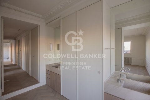 Продажа пентхауса в Барселона, Испания 4 спальни, 250м2 №157278 - фото 10