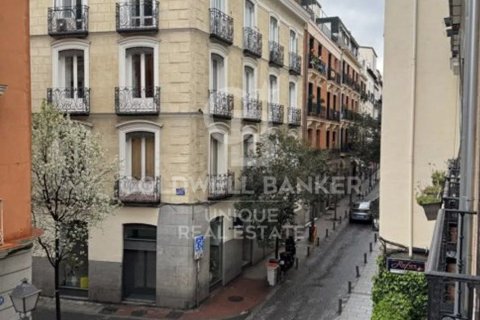 Apartamento en venta en Madrid, España 2 dormitorios, 101 m2 No. 157279 - foto 10