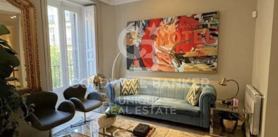 Apartamento en Madrid, España 2 dormitorios, 101 m2 No. 157279