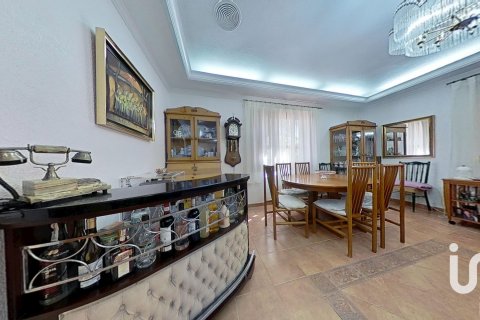 Сasa en venta en Elche, Alicante, España 5 dormitorios, 397 m2 No. 153448 - foto 20