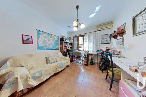 Сasa en venta en Elche, Alicante, España 5 dormitorios, 397 m2 No. 153448 - foto 23