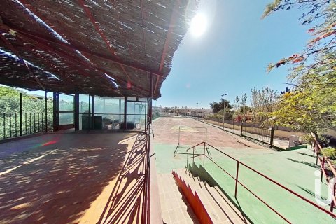 Сasa en venta en Elche, Alicante, España 5 dormitorios, 397 m2 No. 153448 - foto 9