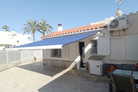 Продажа дома в Л'Аметлья-де-Мар, Таррагона, Испания 3 спальни, 138м2 №153446 - фото 13