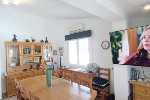 Продажа дома в Л'Аметлья-де-Мар, Таррагона, Испания 3 спальни, 138м2 №153446 - фото 5