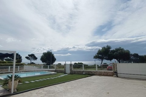 Продажа дома в Л'Аметлья-де-Мар, Таррагона, Испания 3 спальни, 138м2 №153446 - фото 20