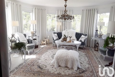 Hus till salu i Camarles, Tarragona, Spanien 6 sovrum, 350 kvm. Nr. 153445 - foto 4