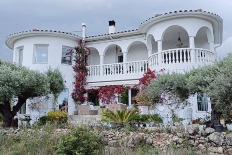 Hus till salu i Camarles, Tarragona, Spanien 6 sovrum, 350 kvm. Nr. 153445 - foto 22