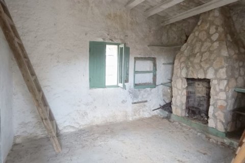 Hus till salu i Camarles, Tarragona, Spanien 6 sovrum, 350 kvm. Nr. 153445 - foto 28