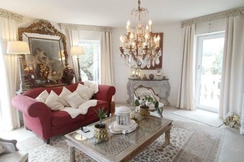 Hus till salu i Camarles, Tarragona, Spanien 6 sovrum, 350 kvm. Nr. 153445 - foto 7