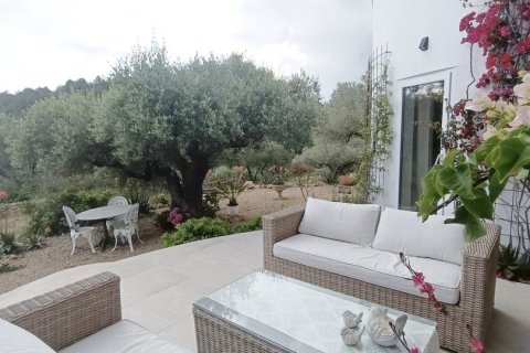 Hus till salu i Camarles, Tarragona, Spanien 6 sovrum, 350 kvm. Nr. 153445 - foto 20