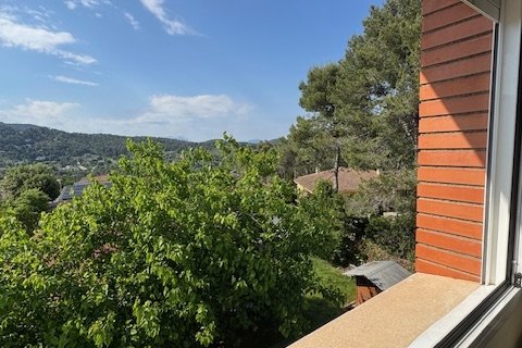 Dom w Corbera de Llobregat, Barcelona, Hiszpania 6 sypialni, 230 mkw. nr 153447 – zdjęcie 24