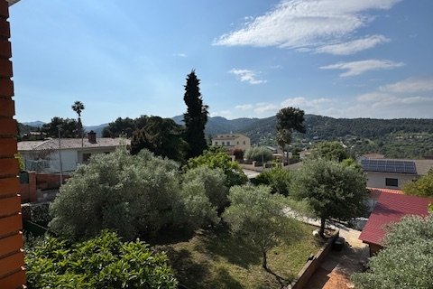 Dom w Corbera de Llobregat, Barcelona, Hiszpania 6 sypialni, 230 mkw. nr 153447 – zdjęcie 21