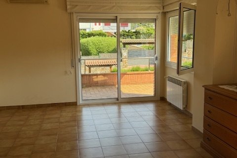 Dom w Corbera de Llobregat, Barcelona, Hiszpania 6 sypialni, 230 mkw. nr 153447 – zdjęcie 18