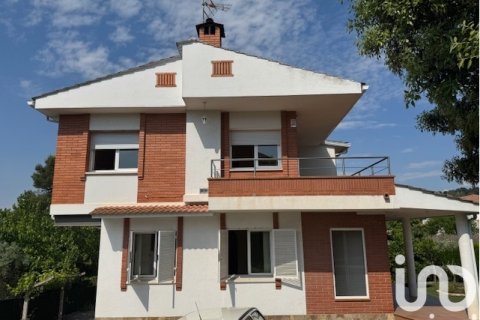 Dom w Corbera de Llobregat, Barcelona, Hiszpania 6 sypialni, 230 mkw. nr 153447 – zdjęcie 30