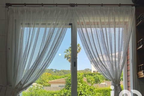 Dom w Corbera de Llobregat, Barcelona, Hiszpania 6 sypialni, 230 mkw. nr 153447 – zdjęcie 12