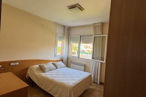 Dom w Corbera de Llobregat, Barcelona, Hiszpania 6 sypialni, 230 mkw. nr 153447 – zdjęcie 27