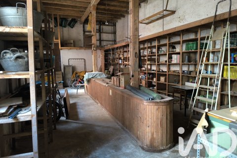 House for sale in Valderas, Leon, Spain 11 bedrooms, 978 sq.m. No. 184704 - photo 22