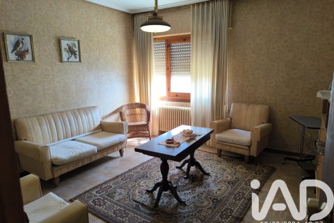 House for sale in Valderas, Leon, Spain 11 bedrooms, 978 sq.m. No. 184704 - photo 27