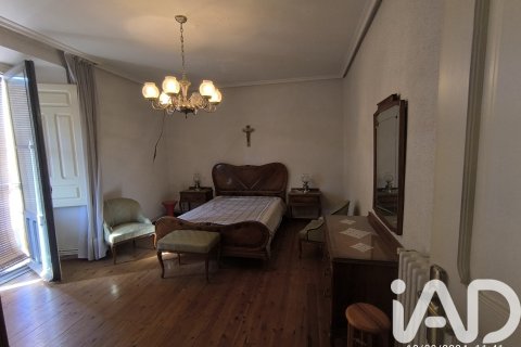House for sale in Valderas, Leon, Spain 11 bedrooms, 978 sq.m. No. 184704 - photo 5