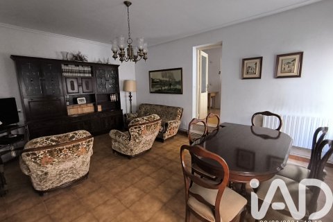 House for sale in Valderas, Leon, Spain 11 bedrooms, 978 sq.m. No. 184704 - photo 2