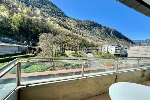 Attico in affitto a Principado De Andorra (Ninguna Poblacion Tiene C.P.), Lleida, Spagna 3 camere da letto, 135 mq. N° 179194 - foto 14