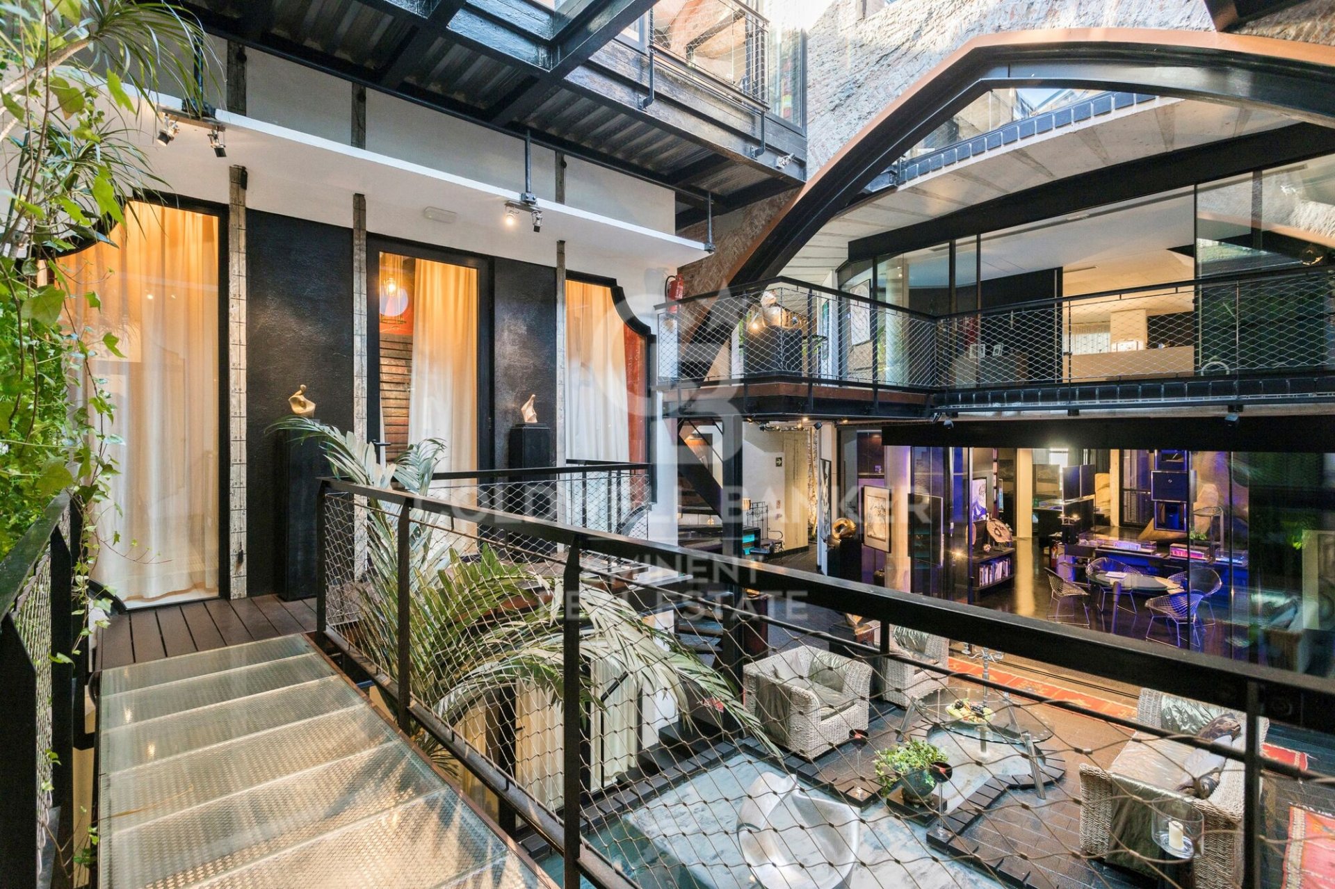 Сasa en Barcelona, España 1400 m2 No. 179191