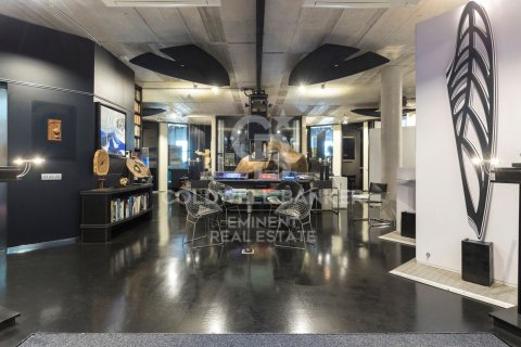 House à vendre à Barcelona, Espagne, 1400 m2 No. 179191 - photo 6