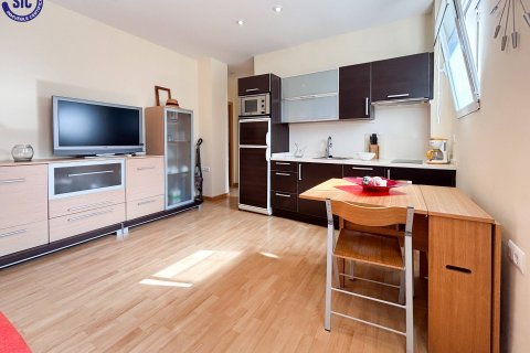 Apartment for sale Valencia, Spain 2 bedrooms, 50 sq.m. No. 130136 - photo 1