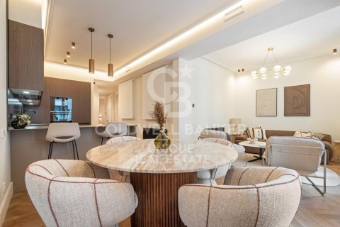Apartment à vendre à Madrid, Espagne, 2 chambres, 94 m2 No. 178549 - photo 14