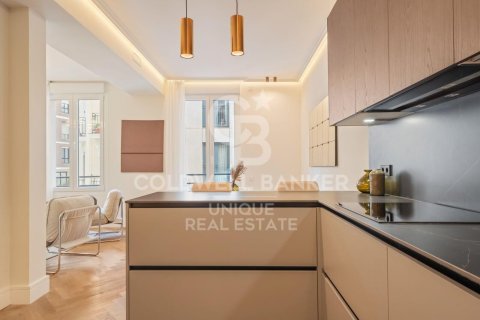 Apartment à vendre à Madrid, Espagne, 2 chambres, 94 m2 No. 178549 - photo 4