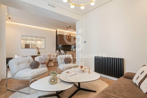 Apartment à vendre à Madrid, Espagne, 2 chambres, 94 m2 No. 178549 - photo 18